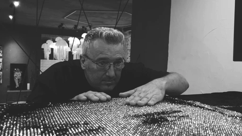 Yago-Sanchez-Artista-Mosaicos-de-Diamantes